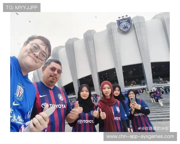 艾曼助攻再发威,柔佛新山主场轻取上海申花,部队三个一致